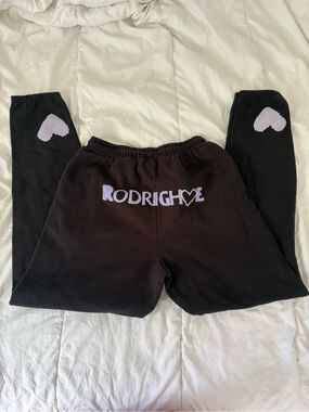 Olivia Rodrigo Sour Tour sweatpants